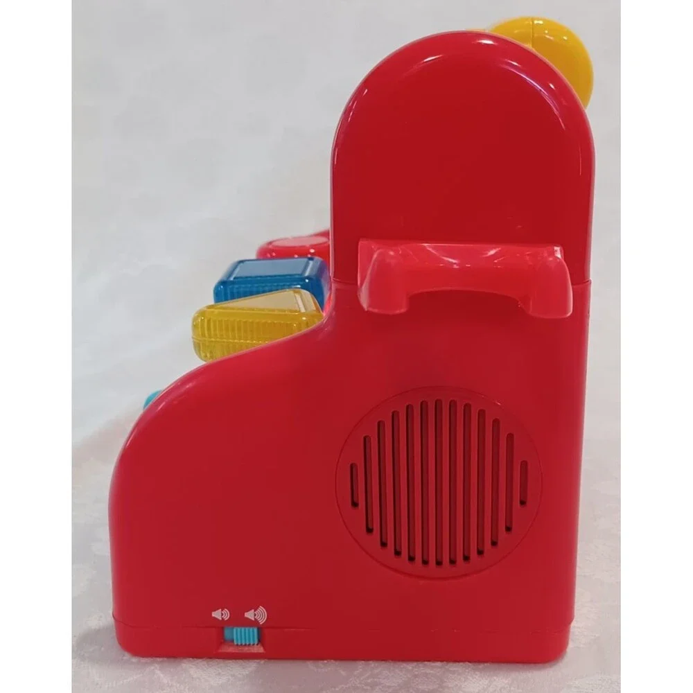 FISHER PRICE LAUGH & LEARN TOOL BENCH - VINTAGE 2004 - NO HAMMER - WORK